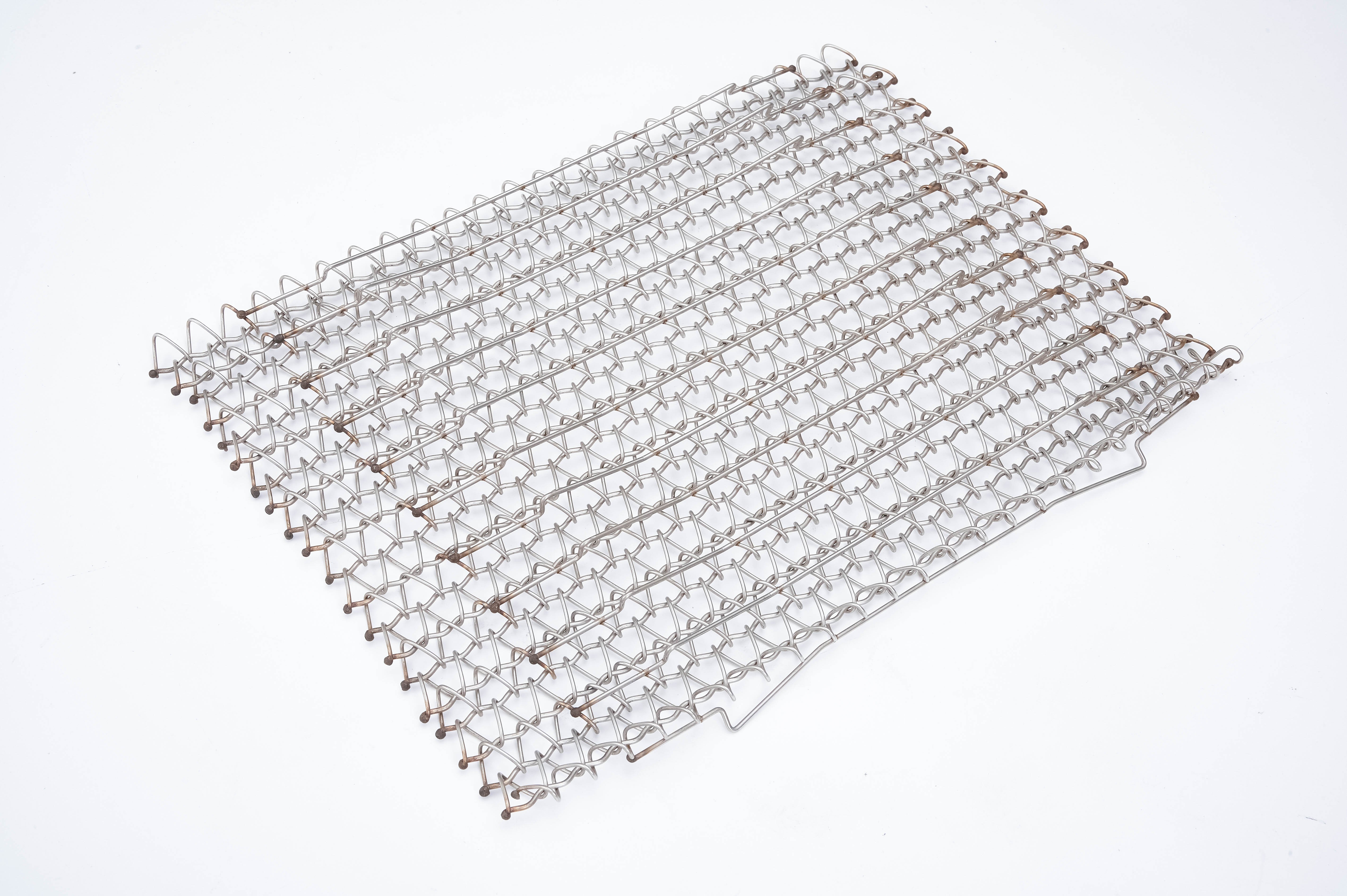 太陽能電池片的燒結是否成功，和光伏燒結網帶有什么關系