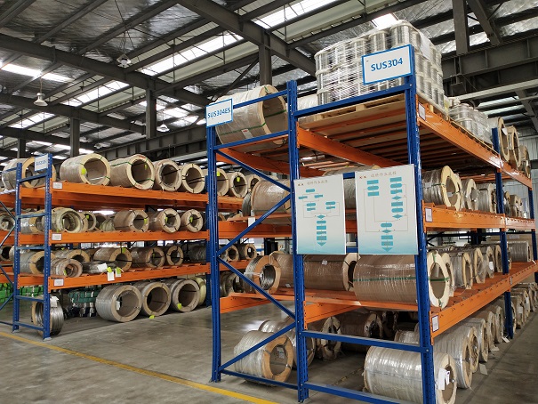 不銹鋼輸送網(wǎng)帶 不銹鋼輸送網(wǎng)帶